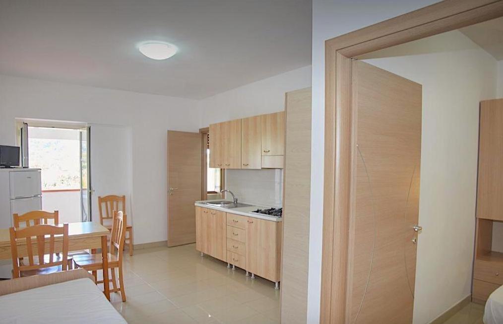 بيسْكيتْشّي B&B Ala Marina الغرفة الصورة