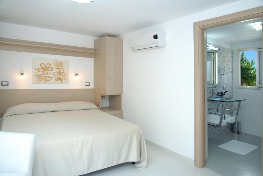 بيسْكيتْشّي B&B Ala Marina الغرفة الصورة