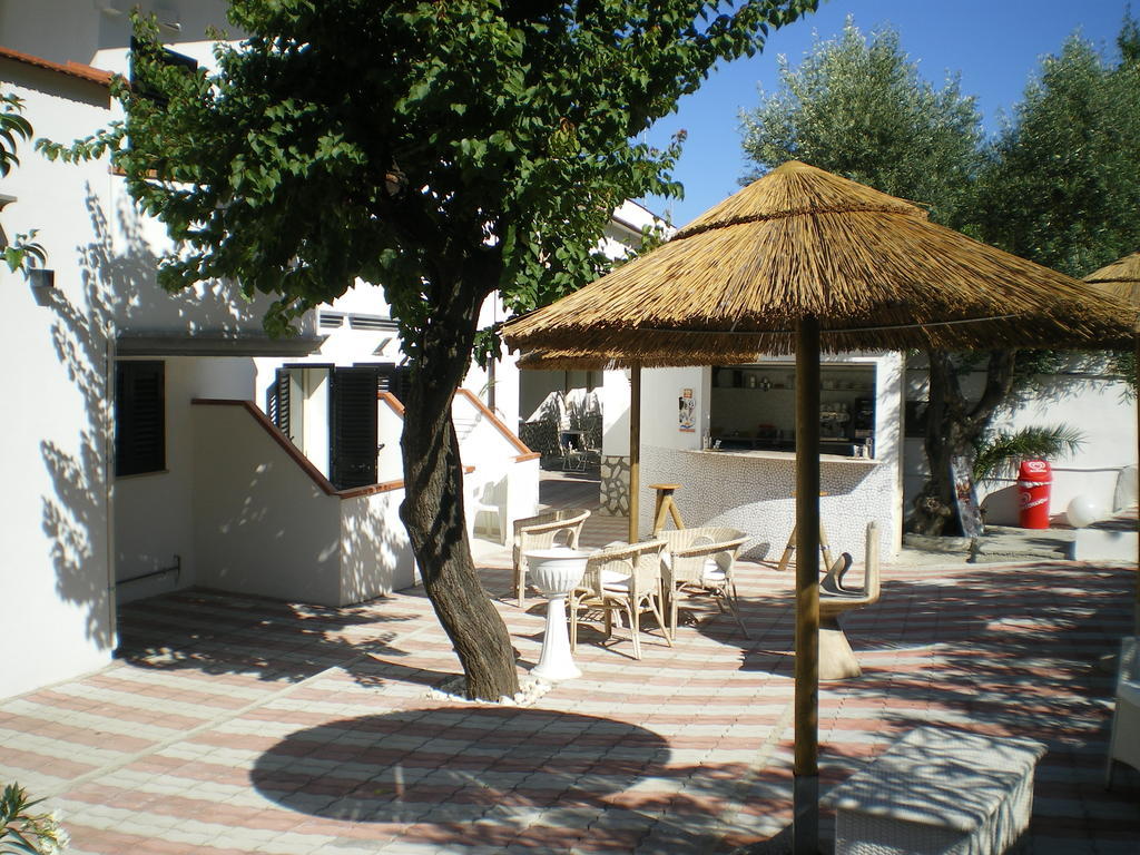 بيسْكيتْشّي B&B Ala Marina المظهر الخارجي الصورة